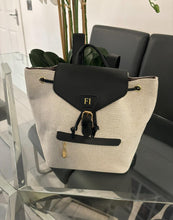 Load image into Gallery viewer, Women's Back pack - Flap