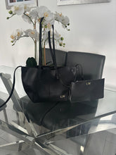 Load image into Gallery viewer, Medium Shoulder Tote Bag and pouch set- natty
