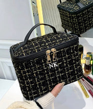 Load image into Gallery viewer, Large Make up bag - TweedMakeUp