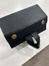 Load image into Gallery viewer, Sun Glasses Case