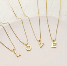 Load image into Gallery viewer, Personalised Initial Necklace - SisterStar