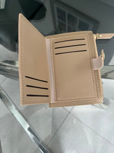 Load image into Gallery viewer, Coin Purse