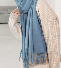 Load image into Gallery viewer, Scarf - Chen BLACK