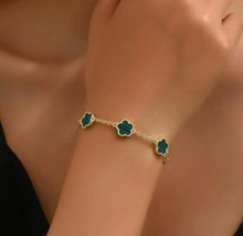 Load image into Gallery viewer, Four Leaf Clover bracelet