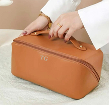 Load image into Gallery viewer, Large Make up bag - FOLD