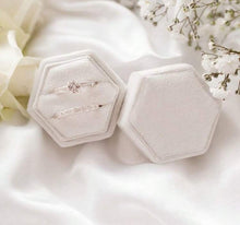 Load image into Gallery viewer, Personalised Hexagon Velvet Ring Box
