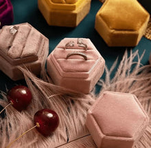 Load image into Gallery viewer, Personalised Hexagon Velvet Ring Box