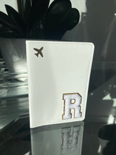 Load image into Gallery viewer, Passport Holder - Tree