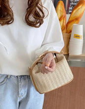 Load image into Gallery viewer, Straw Cross Body Bag - Josy