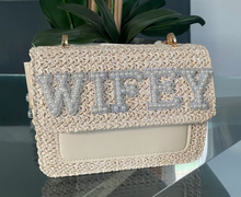 Load image into Gallery viewer, Patch Bridal Pearl Bag- LILAS