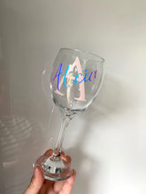 Load image into Gallery viewer, Wine glass