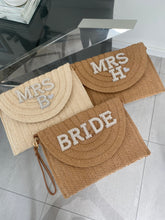 Load image into Gallery viewer, Pearl clutch bag