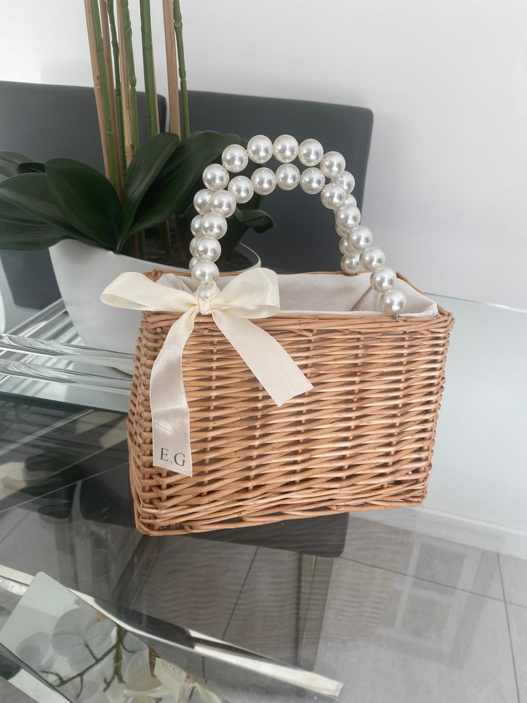 Pearl Straw Basket Bag