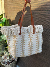 Load image into Gallery viewer, Large Shoulder Straw Tote Bag -SHONE
