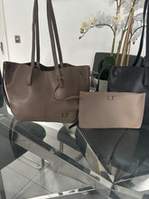 Load image into Gallery viewer, Medium Shoulder Tote Bag and pouch set- natty
