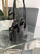 Load image into Gallery viewer, Hand Bag and Coin Purse Set - Julie
