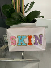 Load image into Gallery viewer, SUMMER PATCH POUCHES - Forest SALE
