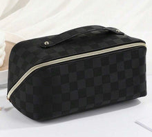 Load image into Gallery viewer, Make Up Bag - Christmas
