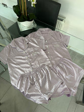 Load image into Gallery viewer, Shorts Stripe PJ
