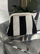 Load image into Gallery viewer, Clutch Bag - Two Colours - Chicago
