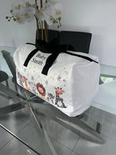Load image into Gallery viewer, Personalised Duffle Bag Ellie

