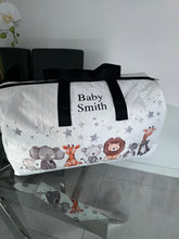 Load image into Gallery viewer, Personalised Duffle Bag Ellie

