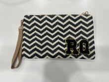 Load image into Gallery viewer, Patch Straw Clutch Bag - AnnabelSAL
