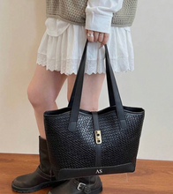 Load image into Gallery viewer, Shoulder Bag - WILLOW
