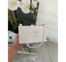 Load image into Gallery viewer, Pearl Clutch Bag - Andrea
