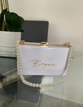 Load image into Gallery viewer, Pearl Clutch Bag - Andrea
