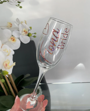 Load image into Gallery viewer, Bridal Party Champagne/Prosecco Flutes
