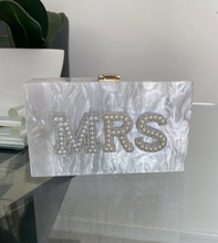 Load image into Gallery viewer, MRS Pearl Clutch Bag - Nat
